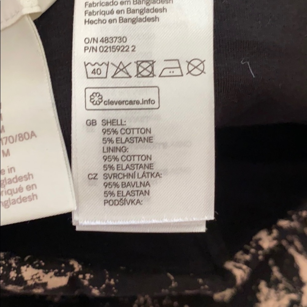 H&M Body Con Black and pink graphic skirt - Picture 4 of 4